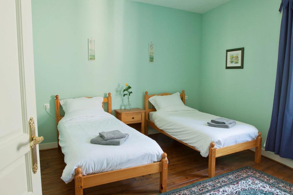 Amabilite Bed & Breakfast Journet Room photo